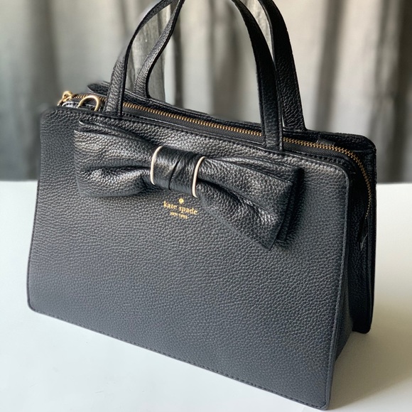 kate spade Handbags - ✨HP✨Kate Spade Rosewood Place Lise Bag With Bow